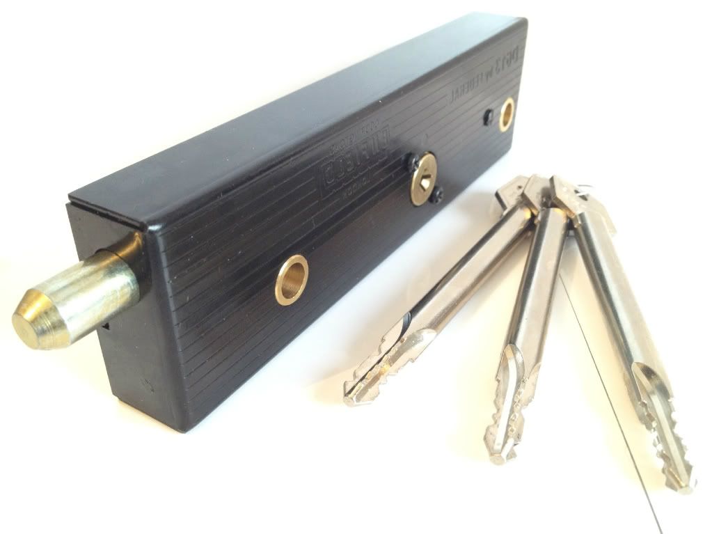 ENFIELD GARAGE DOOR LOCKS BOLTS R/H OR L/H LONG KEY HIGH SECURITY MK 3